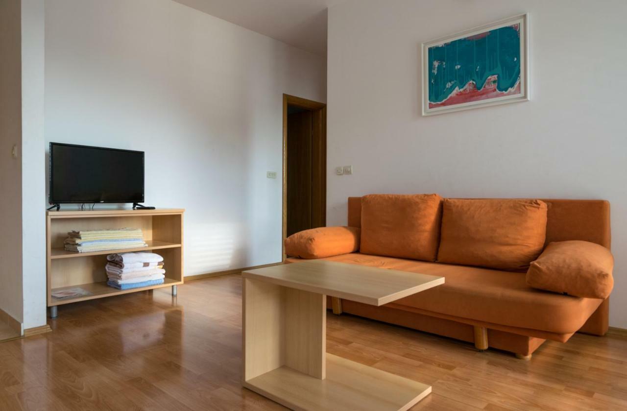 House Vera Baska Voda Bagian luar foto