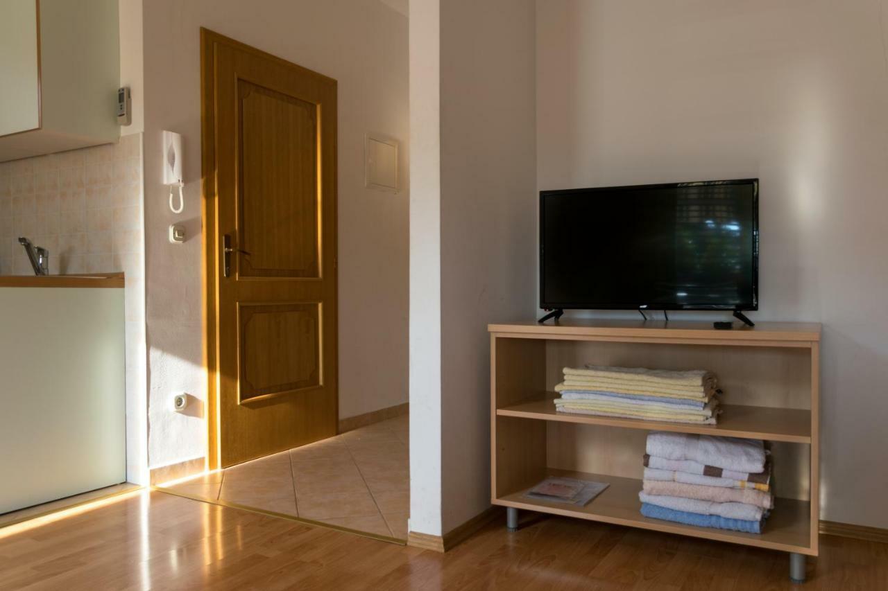 House Vera Baska Voda Bagian luar foto